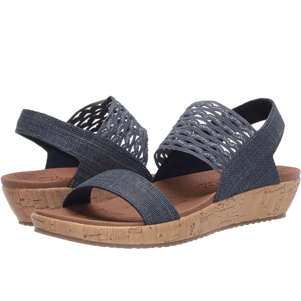 NWT sz 7 Skechers Brie Most Wanted Sandal Navy Luxe Foam Soft  Modest Cushioned